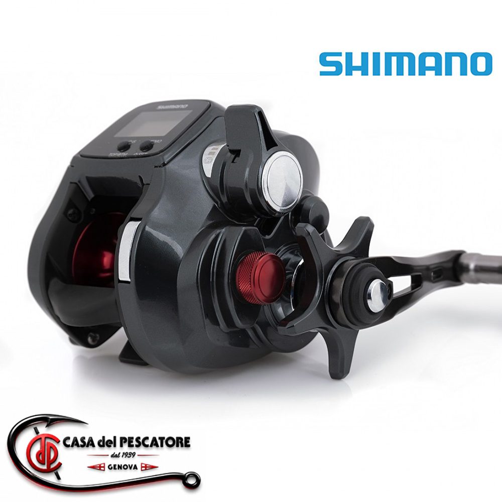 Dettaglio manovella e pomello in Ci4 del Mulinello Shimano Plays 600